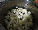 A picture of step 1 of Cauliflower Quiche.