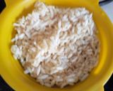 A picture of step 1 of Murmura potato tikki.