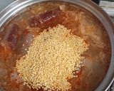 Habart savanyú káposzta kölessel házi füstölt kolbásszal (lepirított lisztes habarással) recept fázis 2 fotója