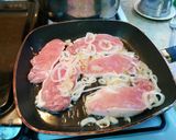 Foto del paso 4 de la receta: Lomo de cerdo con tomate y champiñones
