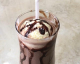 சாக்லேட் மில்க் ஷேக் (Chocolate Milkshake) ரெசிபி ஸ்டேப் 4 புகைப்படம்