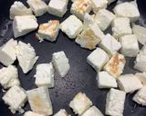 Ser paneer z marchewką, papryką i szpinakiem w sosie krok przepisu 1 zdjęcie