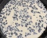 Foto del paso 3 de la receta: Pay de queso con galletas Oreo