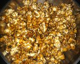 A picture of step 4 of Caramel Popcorn.