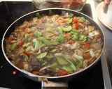 Foto del paso 11 de la receta: Corazones e hígados de pollo al wok