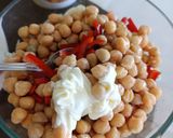 Фото кроку 4 до Найсмачніший і простий салат з нутом 🥗.