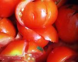 A picture of step 1 of Hot & sweet tomato sauce.