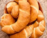 Kifli és zsemle recept fázis 3 fotója