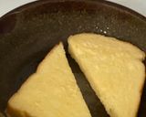 Foto langkah ke 1 dari resep Caramel French Toast.