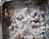 Gluténmentes Meggyes-túrós egyszerűen recept fázis 1 fotója