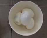 Foto langkah ke 3 dari resep Sayur daun singkong santan telur.