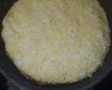 Foto langkah ke 7 dari resep Cheesy Fluffy Omelette.