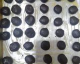 Foto langkah ke 4 dari resep Black Snow White Cookies.