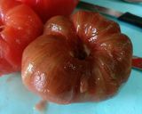 Une image de l'étape 1 de 🍅 Carpaccio de tomates au pesto.