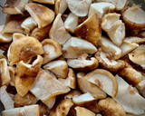 Foto del paso 1 de la receta: Shiitake marinada con piñones y shichimi tōgarashi