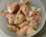 Foto del paso 1 de la receta: Cazuela de Fideos con Pollo y setas Variadas