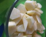 A picture of step 1 of Sautéed Cabbage with Apple and Raisins.