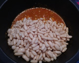 Foto del paso 4 de la receta: Habichuelas con salmón y almejas (alubias)