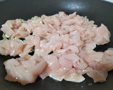 Foto del paso 3 de la receta: Pastel gratinado de patata y pollo trufado al pimentón