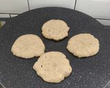 Foto langkah ke 5 dari resep Banana Pancake Tanpa Telur.