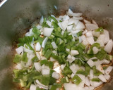 Foto del paso 2 de la receta: Chuletas de pavo en salsa