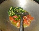 Foto langkah ke 2 dari resep Oseng Cumi Asin & Tahu.