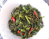A picture of step 8 of Mix saag { Methi, Sarson, Suva, thom(spring onion green) }.