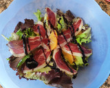 Foto del paso 4 de la receta: Ensalada de jamón de pato y naranja