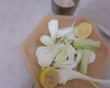 A picture of step 2 of Green onion salad.