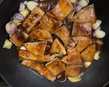 Hình bước làm 3 của món Cá bóp kho tộ