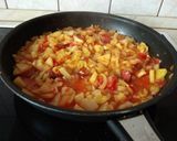 Krumplis lecsó recept fázis 4 fotója