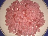 Мафіни великодні закусочні з ковбасою, шампіньйонами і овочами