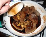 Foto del paso 7 de la receta: Bifecitos en reducción de salsa de soja