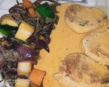 Foto del paso 7 de la receta: Medallones de solomillo de cerdo, en salsa de curry