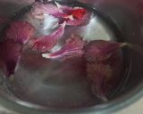 A picture of step 2 of Hibiscus Tea.