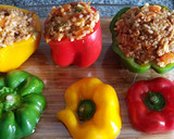Foto del paso 4 de la receta: Pimientos tricolor rellenos de carne, verduras y arroz
