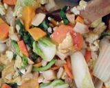 A picture of step 8 of Chap-Chaai/Cap Cai (Indonesian Chinese Stir Fry Mixed Vegetables).