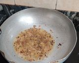 A picture of step 3 of Palak Methi Matar.