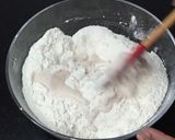 A picture of step 3 of Mini chicken bread.