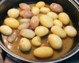 Foto del paso 2 de la receta: Guiso de Conejo con Chalotas y Patatas