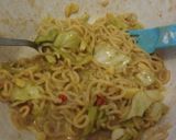 Foto langkah ke 4 dari resep Bakwan Mie Sayur.