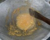 Foto langkah ke 2 dari resep 125. Telur puyuh kentang masak kecap.