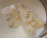 A picture of step 1 of Brown chocolate pasta.