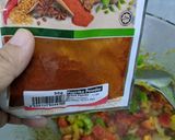 Gambar langkah 3 resipi Chicken Jalfrezi.