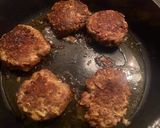 A picture of step 2 of Beef burger.