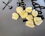Une image de l'étape 5 de Macaronis aux oignons, ail, Boursin®️ et jambon cru.