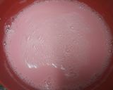 Foto del paso 2 de la receta: - Gelatina de frutilla con leche🥄💕
