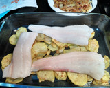 Foto del paso 3 de la receta: Merluza al horno