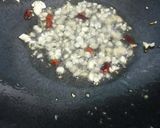 A picture of step 2 of Mushroom n babycorn Thai rice.