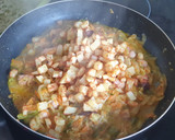 Foto del paso 5 de la receta: Longaniza de pollo con patatas y vegetales
